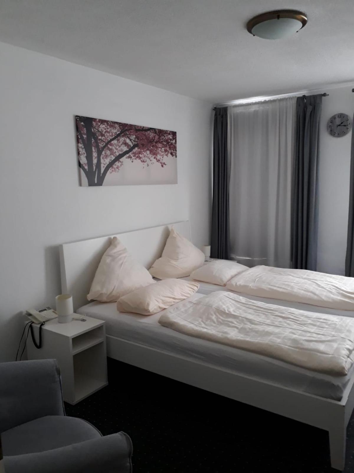 Hotel Restaurant Adria Kroatien Bad Ems Ngoại thất bức ảnh